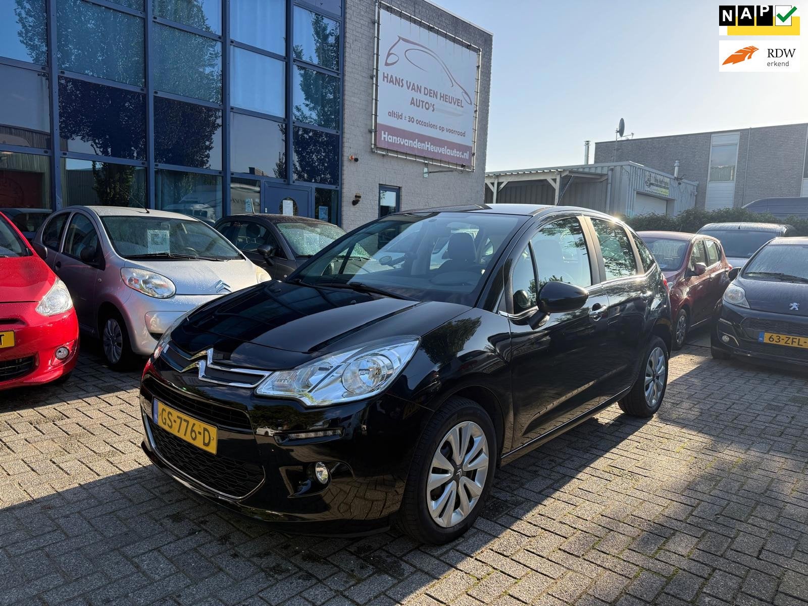 Citroen C3 1.0 PureTech Collection 5-drs, Airco, APK 10/27, Voorwielaandrijving, Gebruikt, 948 kg, 775 kg
