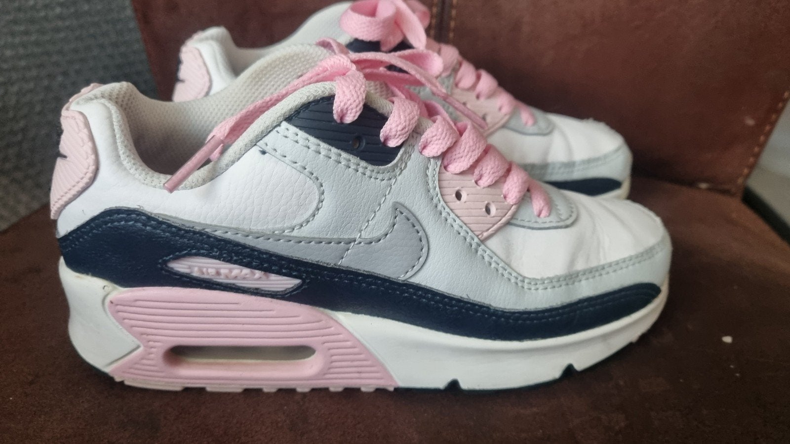 Nike Air Max 90 sneakers - Maat 33, Kinderen en Baby's, Kinderkleding | Schoenen en Sokken, Gebruikt, Sportschoenen, Nike, Verzenden