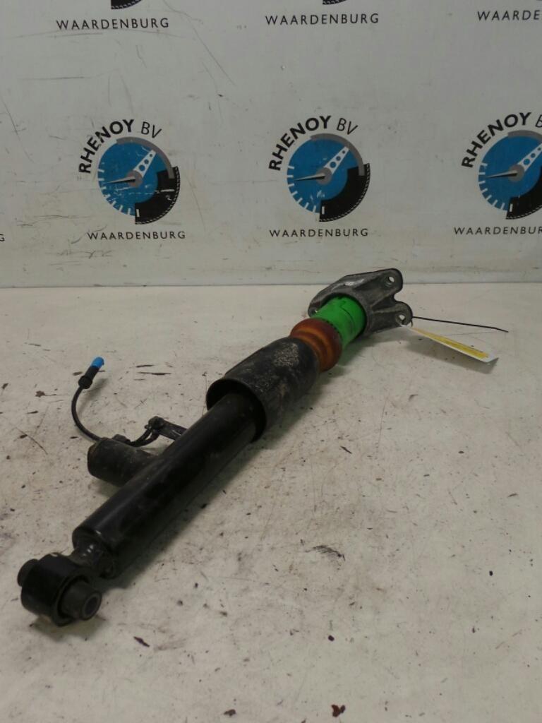 BMW 1 SERIES VEERPOOT / SCHOKBREKER RA 2012, Ophalen of Verzenden, Gebruikt, Stiba lid