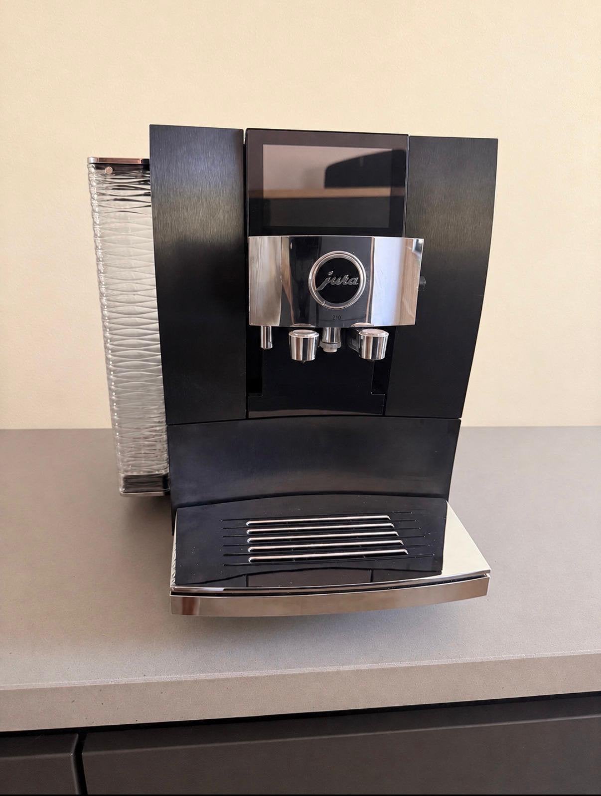 Jura Z10 espressomachine aluminium Dark inox(EA), Ophalen, Zo goed als nieuw, Jura, Koffiebonen