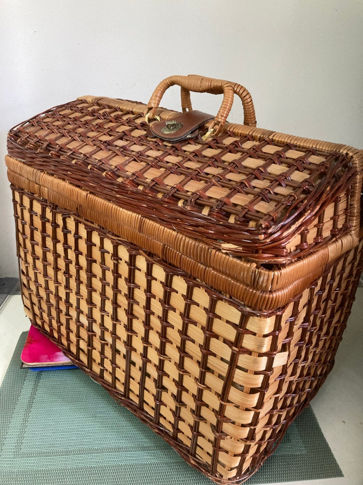 Grote gevoerde picknickmand - 45x30x37 cm, Ophalen of Verzenden, Gebruikt, Zonder inhoud