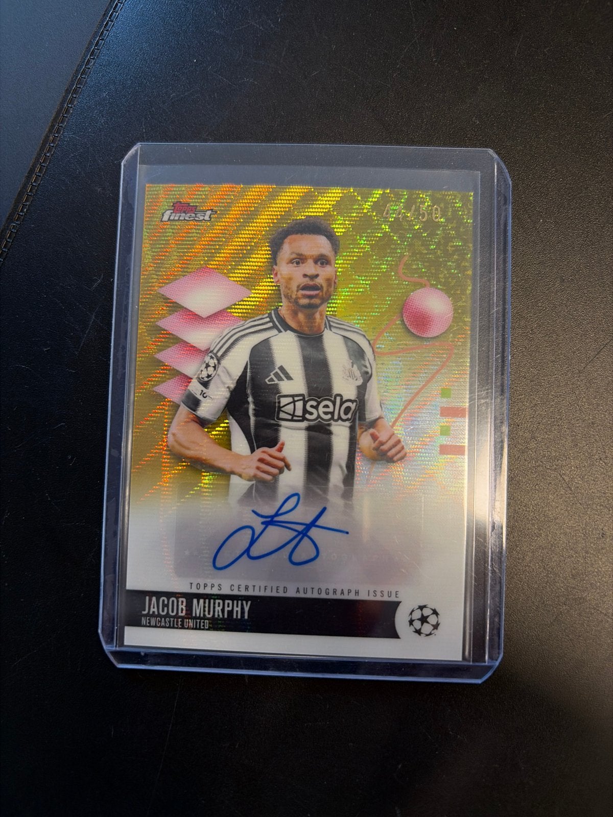 Jacob Murphy Topps Finest UEFA Autograph Kaart /50 Newcastle, Ophalen of Verzenden, Zo goed als nieuw, Buitenlandse clubs, Spelerskaart