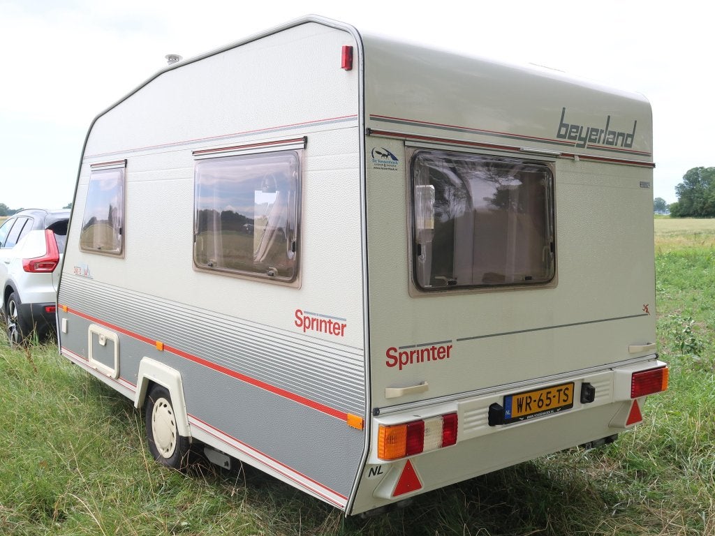 Beyerland Sprinter 390 D / voortent / luifel, Caravans en Kamperen, Caravans, Bedrijf, Treinzit, Schokbreker, Tot en met 4