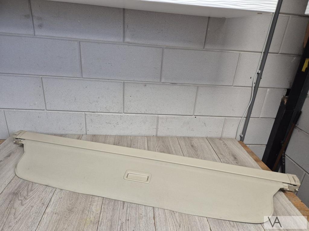 Volvo V70 2007 - 2016 rolhoes rollo hoedenplank beige €100, Gebruikt, -, -, Ophalen of Verzenden