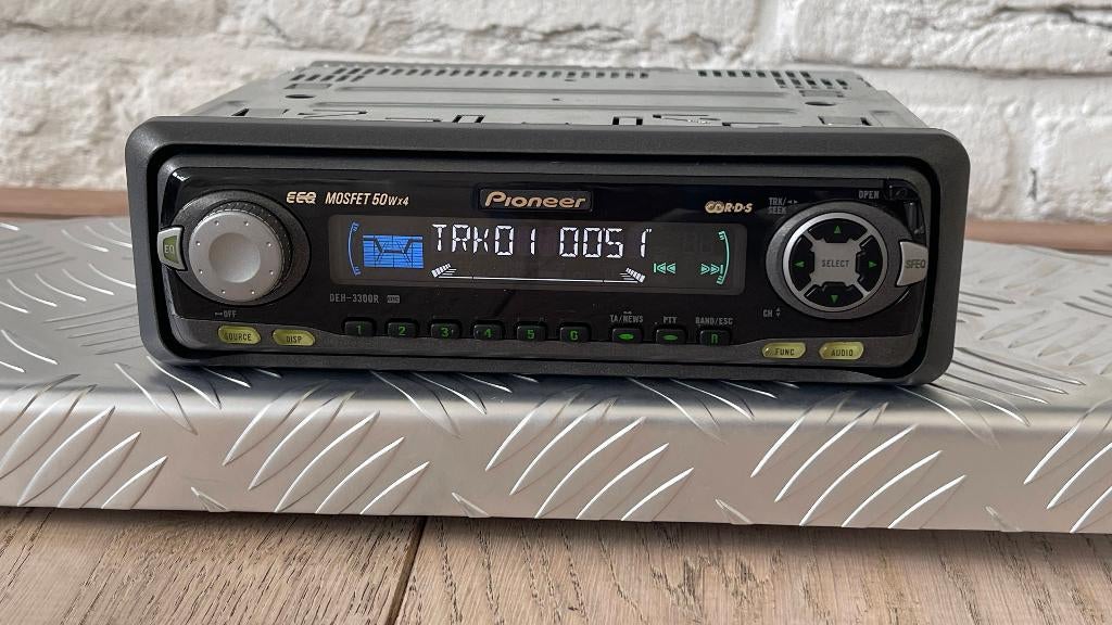 Pioneer DEH 3300R CD autoradio Mosfet 50w x 4 RDS, Gebruikt, Anteros Building, Odyssey Business Park, West End Road, South Ruislip, Middlesex, HA4 6QQ,, UK