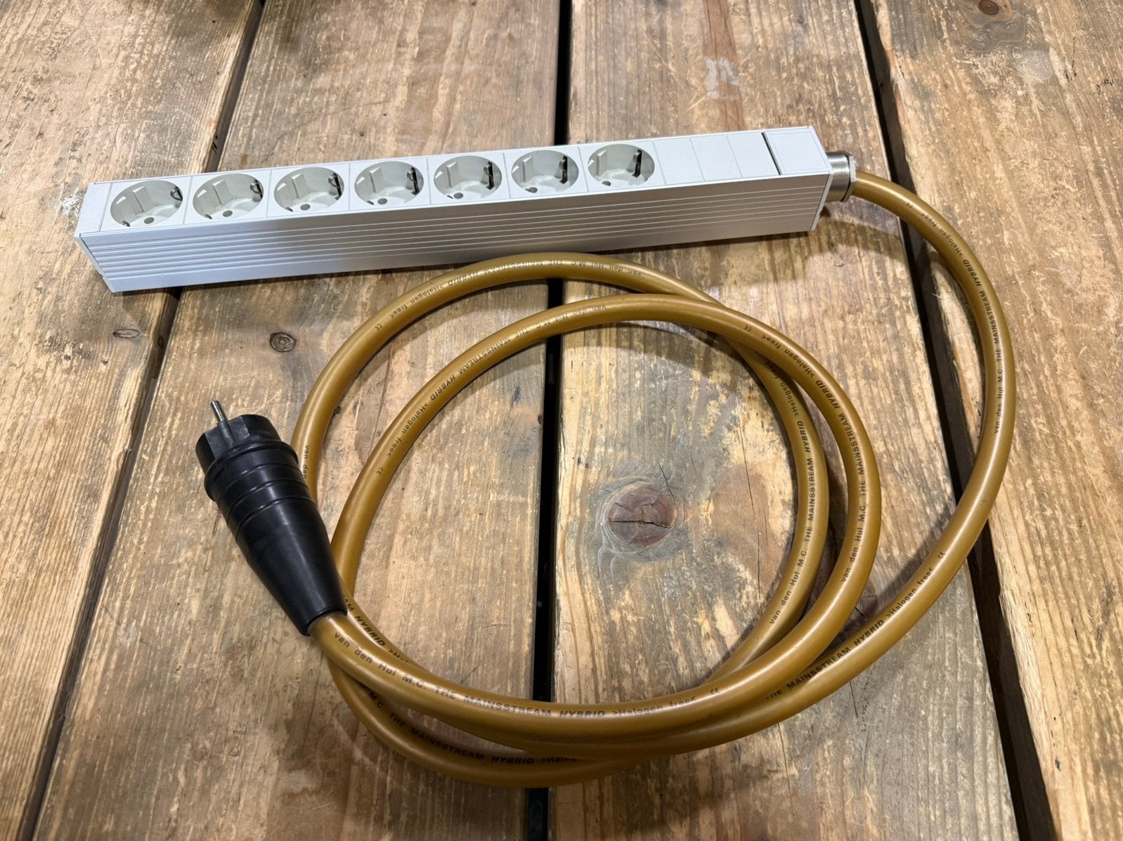 Van den hul the mainsstream powerblock, Ophalen of Verzenden, Gebruikt, 2 tot 5 meter, Overige kabels