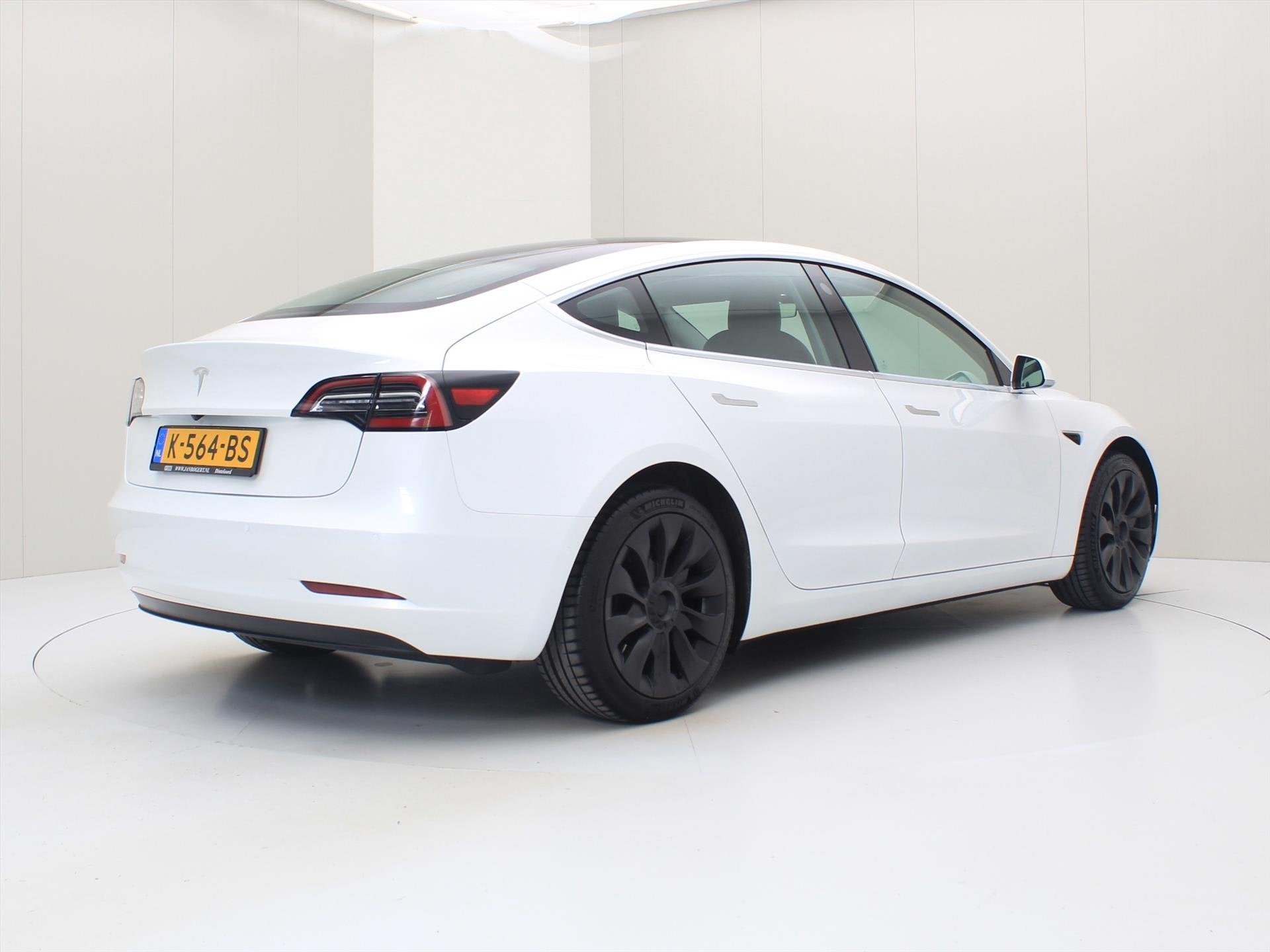 Tesla Model 3 Standard RWD Plus 99% SoH [ LFP ACCU+AUTOPILOT, Automaat, Zwart, Wit, Sedan