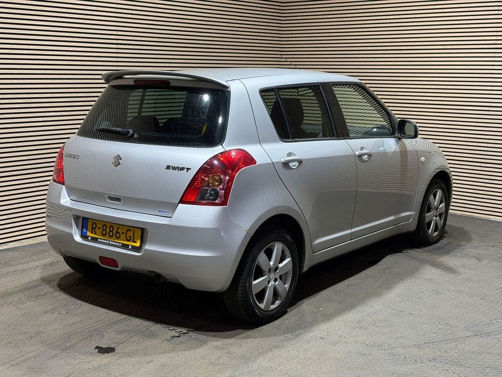 Suzuki Swift 1.3 Base | Airco, Voorwielaandrijving, Stof, 400 kg, Swift