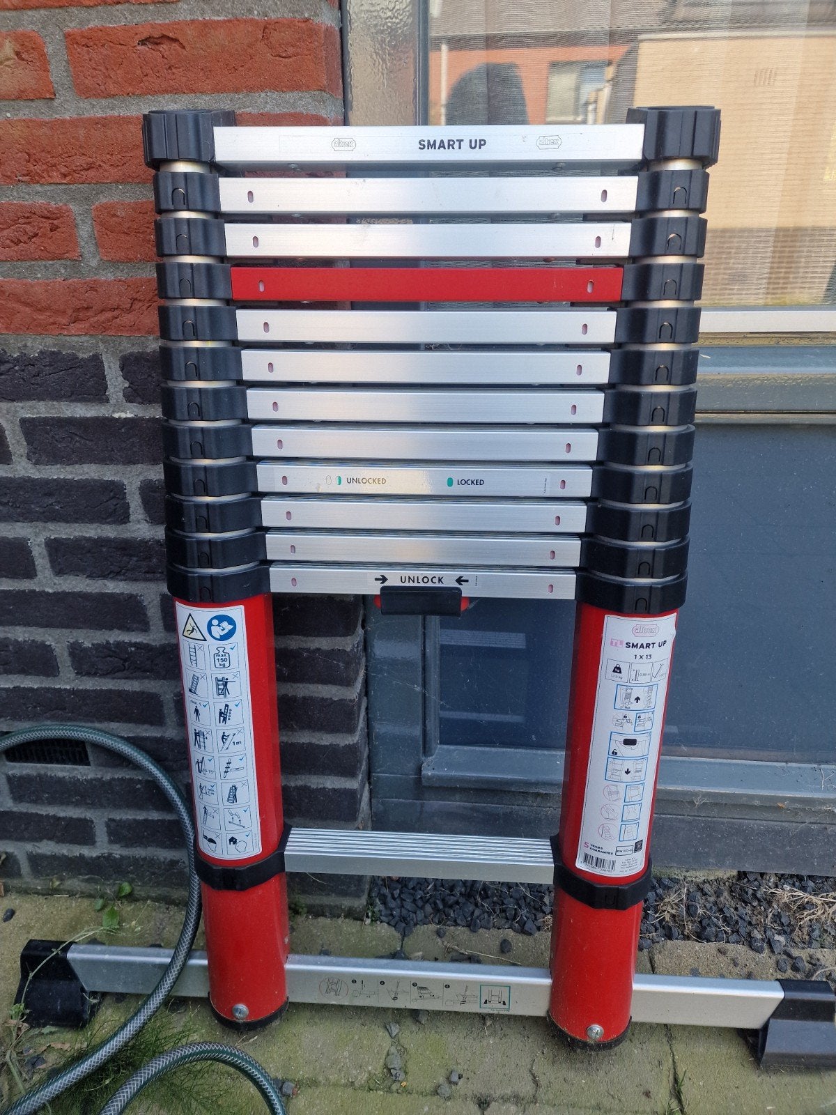 Altrex Smart Up 1x13 Telescopische Ladder Zo goed als nieuw, Ophalen, Zo goed als nieuw, Ladder, Opvouwbaar of Inschuifbaar