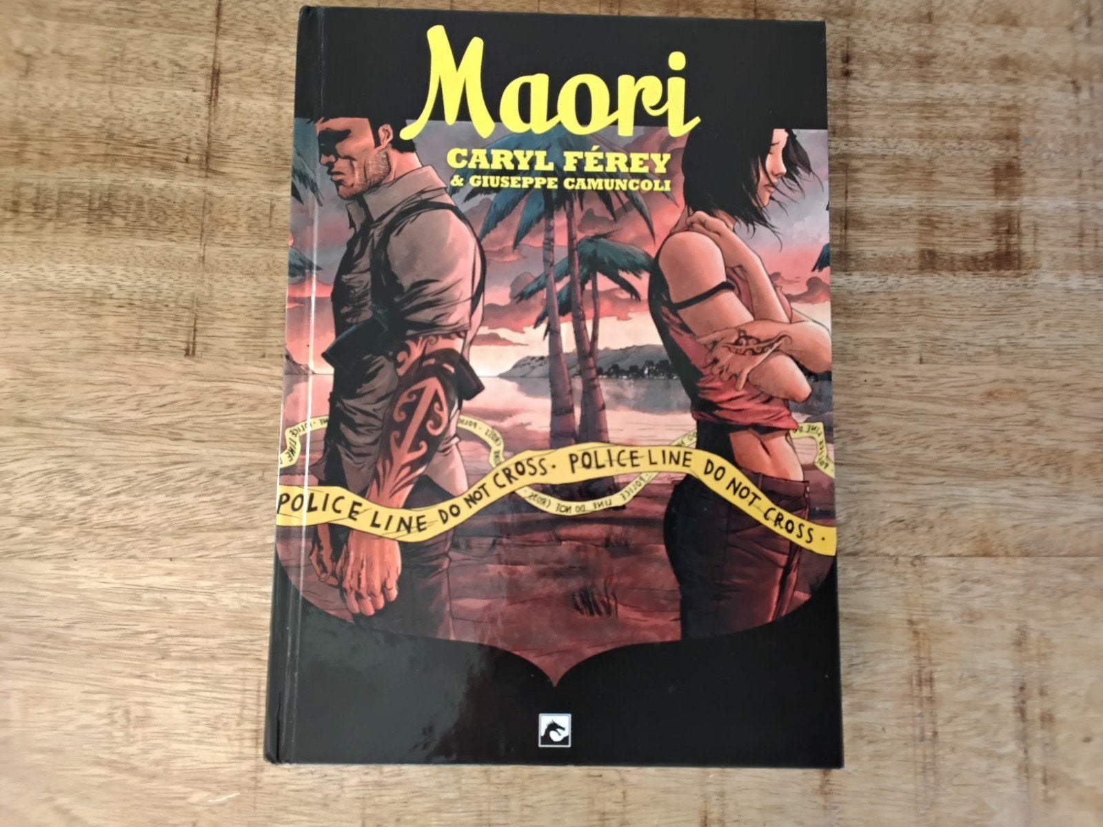 Caryl Férey - Maori HC, Dark Dragon., Boeken, Caryl Férey, Eén stripboek, Nieuw, Ophalen of Verzenden