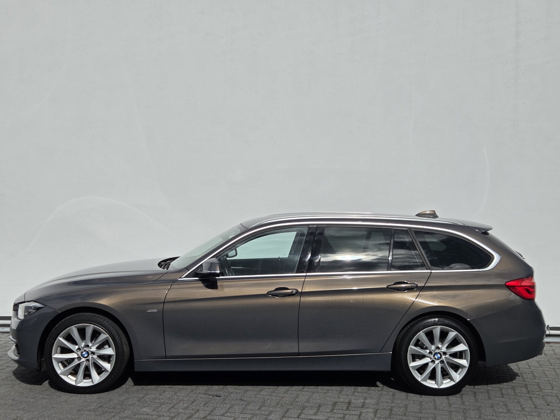 BMW 3 Serie Touring 330i High Executive Luxury Edition 'Cham, Auto's, Automaat, Achterwielaandrijving, 4 cilinders, 252 pk