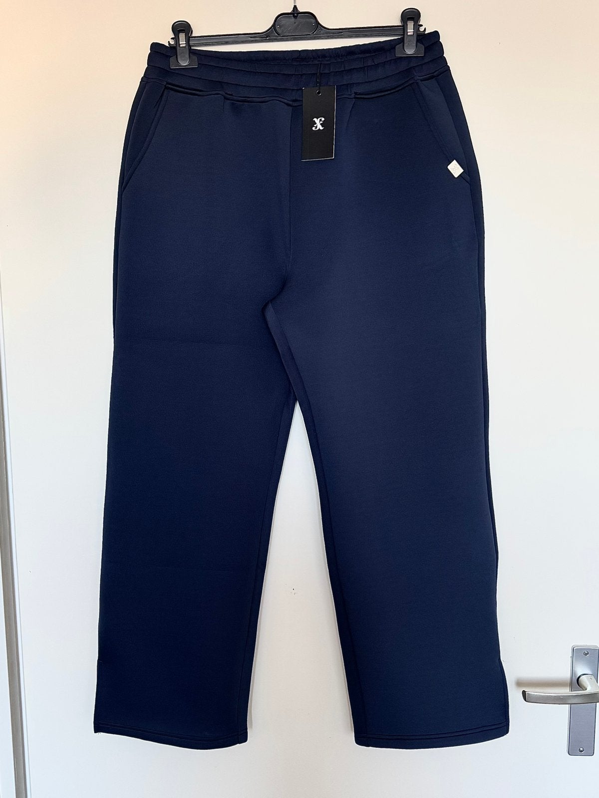 JK Attire Scuba split jogger navy relaxed fit maat M nieuw, Verzenden, Nieuw, Maat 48/50 (M), Blauw