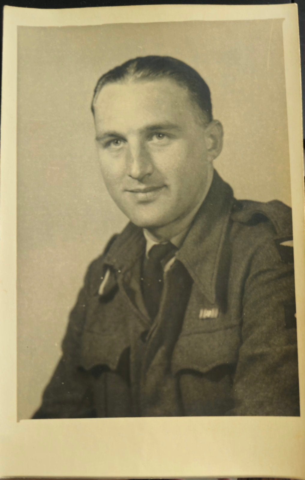 Oude foto van onbekende militair, blanco achterkant, Ophalen of Verzenden, 1940 tot 1960, Zo goed als nieuw, Foto