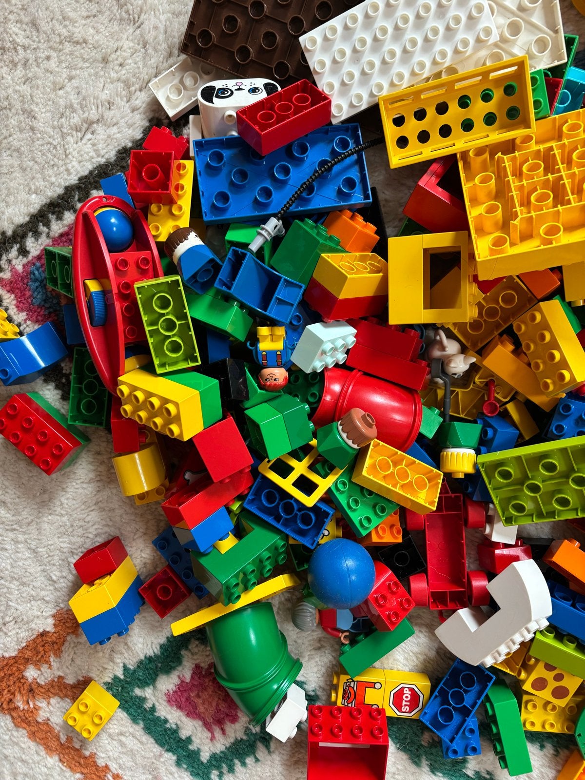 6 kilo Duplo met groene grondplaat, Ophalen, Gebruikt, Inclusief extra onderdelen, Duplo