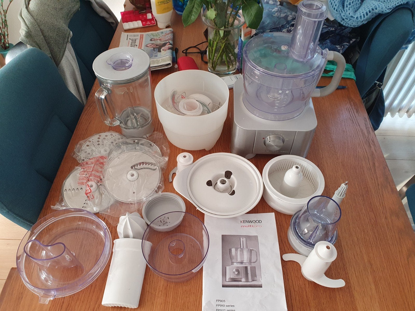 Kenwood MultiPro FP920 Foodprocessor - Compleet met Acces., 2 tot 3 liter, Ophalen, Gebruikt, 2 snelheden