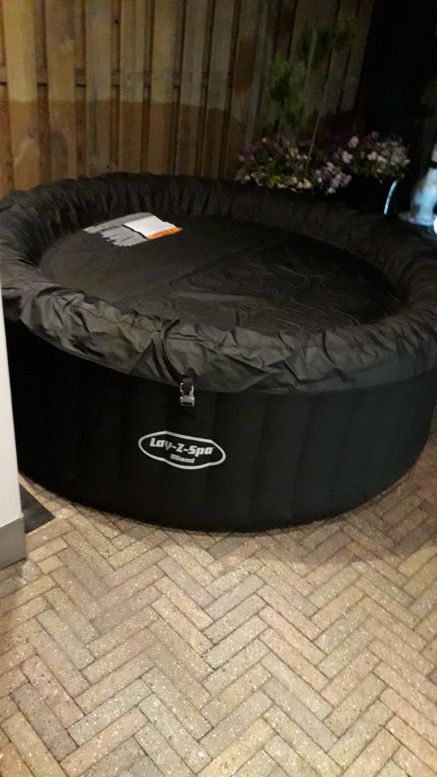 Lay-Z-Spa Miami opblaasbare jacuzzi met accessoires, Tuin en Terras, Ophalen, Zo goed als nieuw, Filter, Opblaasbaar