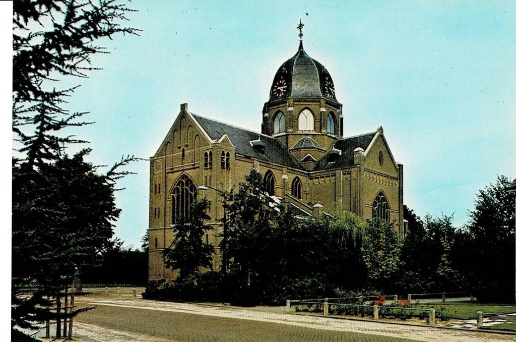 Hoogeloon, Kerk, Ophalen of Verzenden, Ongelopen, Noord-Brabant