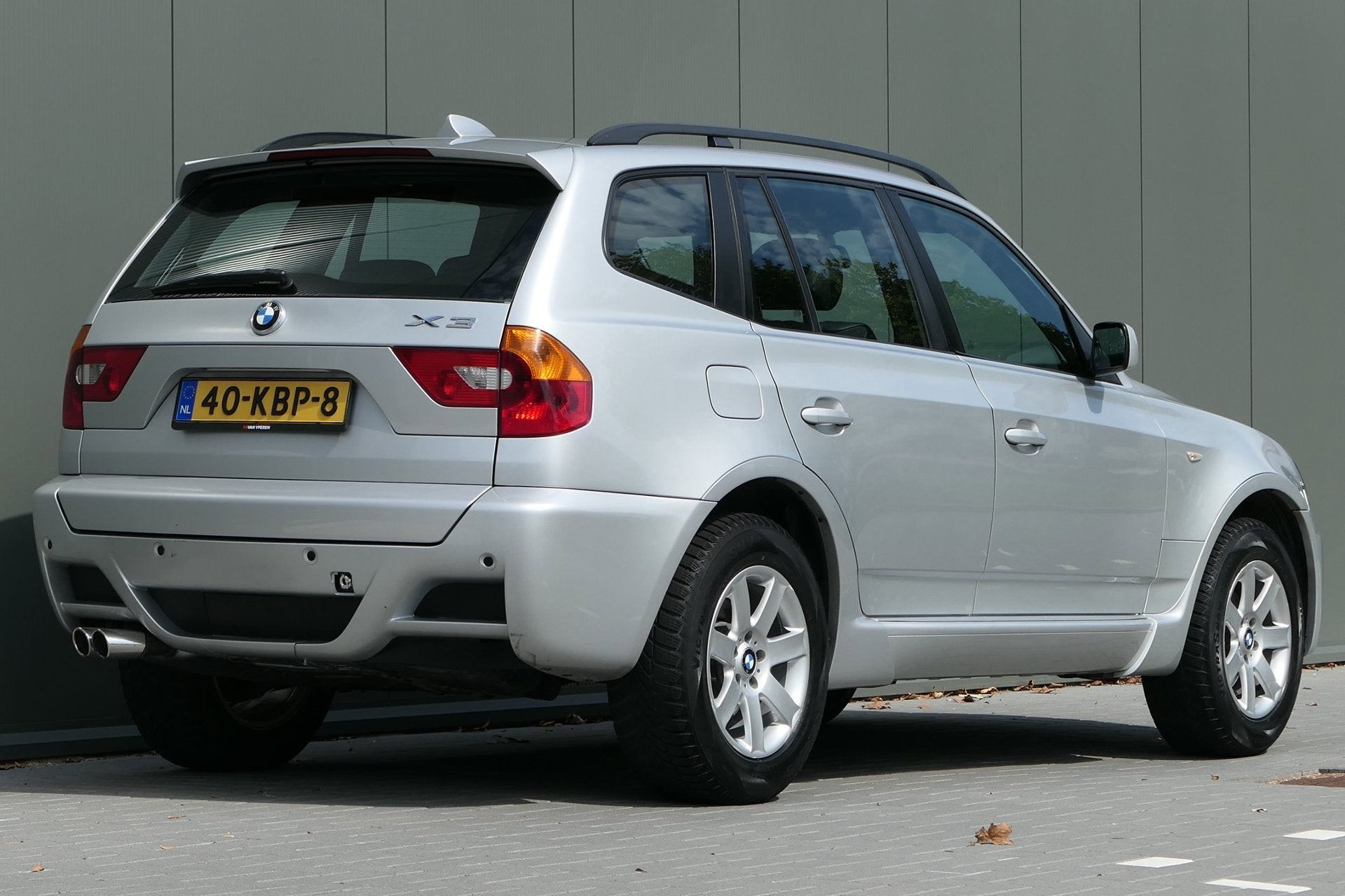 BMW X3 3.0i Youngtimer Navi Stoelverwarming Leder Memory, Auto's, Automaat, Automatische klimaatregeling, Gebruikt, Zwart