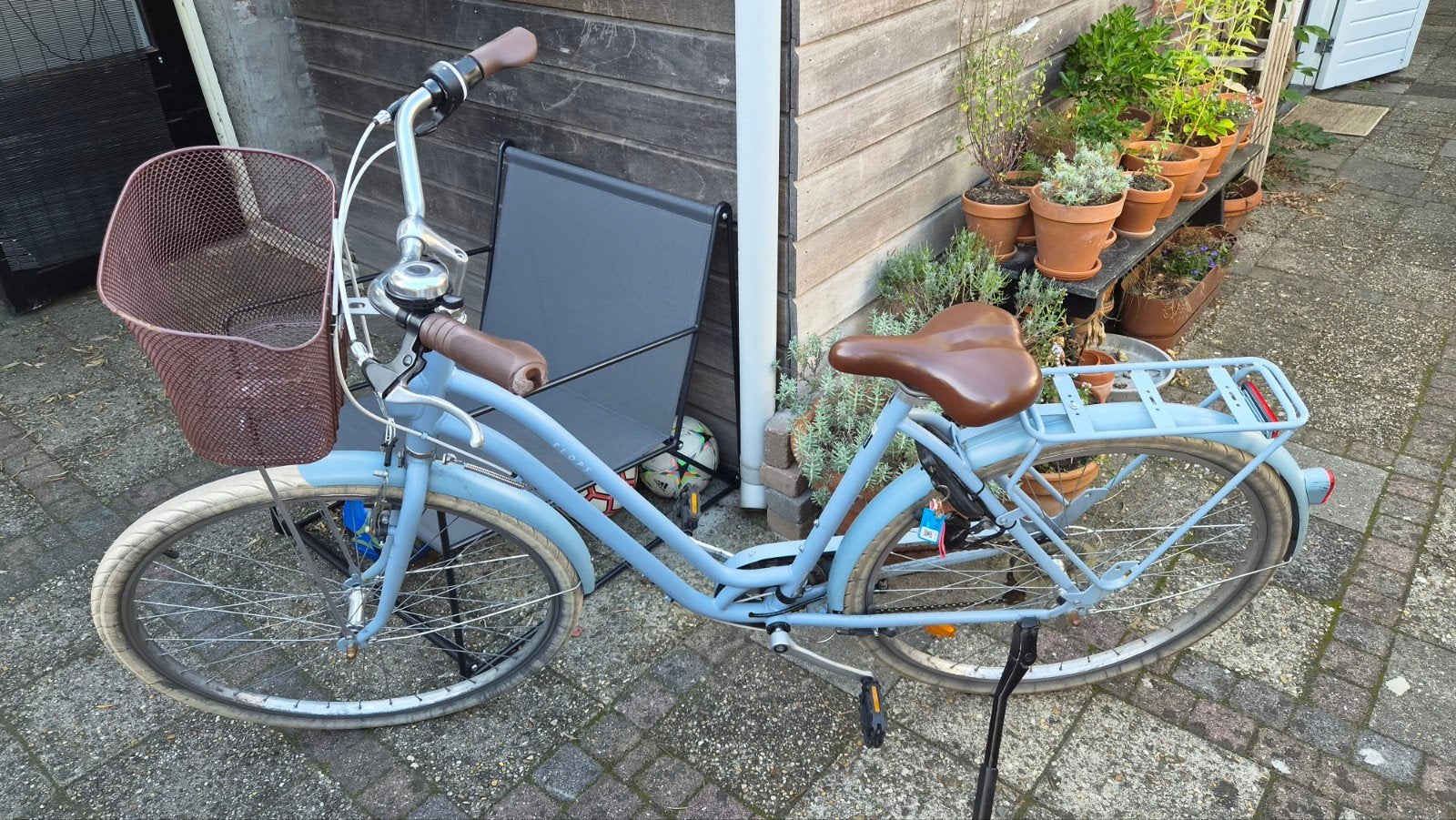 Elops Decathlon lichtblauwe damesfiets met mand en bagagedra, Velgrem, Ophalen, Overige merken, 53 tot 56 cm