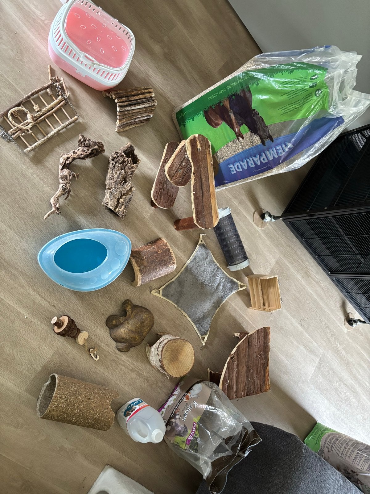 Inrichting knaagdierkooi + reismandje, Dieren en Toebehoren, Ophalen, Gebruikt, Knaagmateriaal