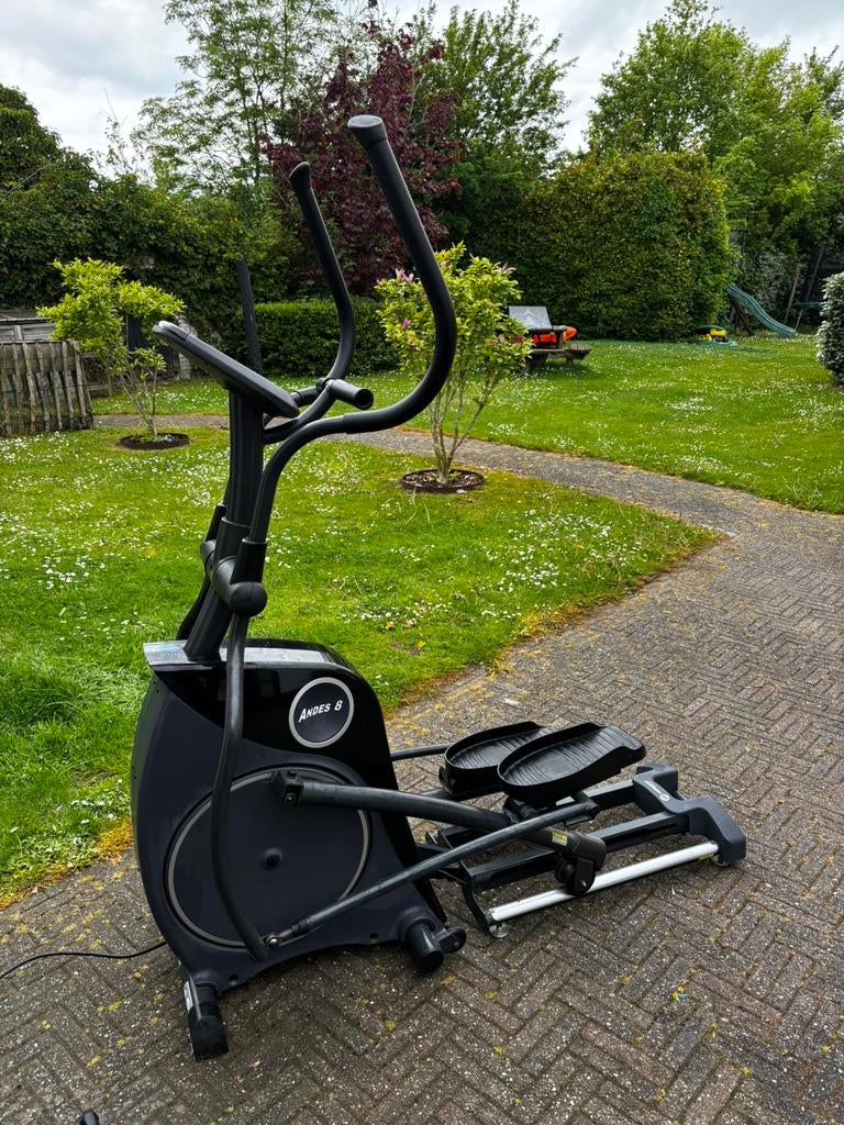 Crosstrainer, Sport en Fitness, Fitnessapparatuur, Ophalen, Gebruikt, Benen, Crosstrainer