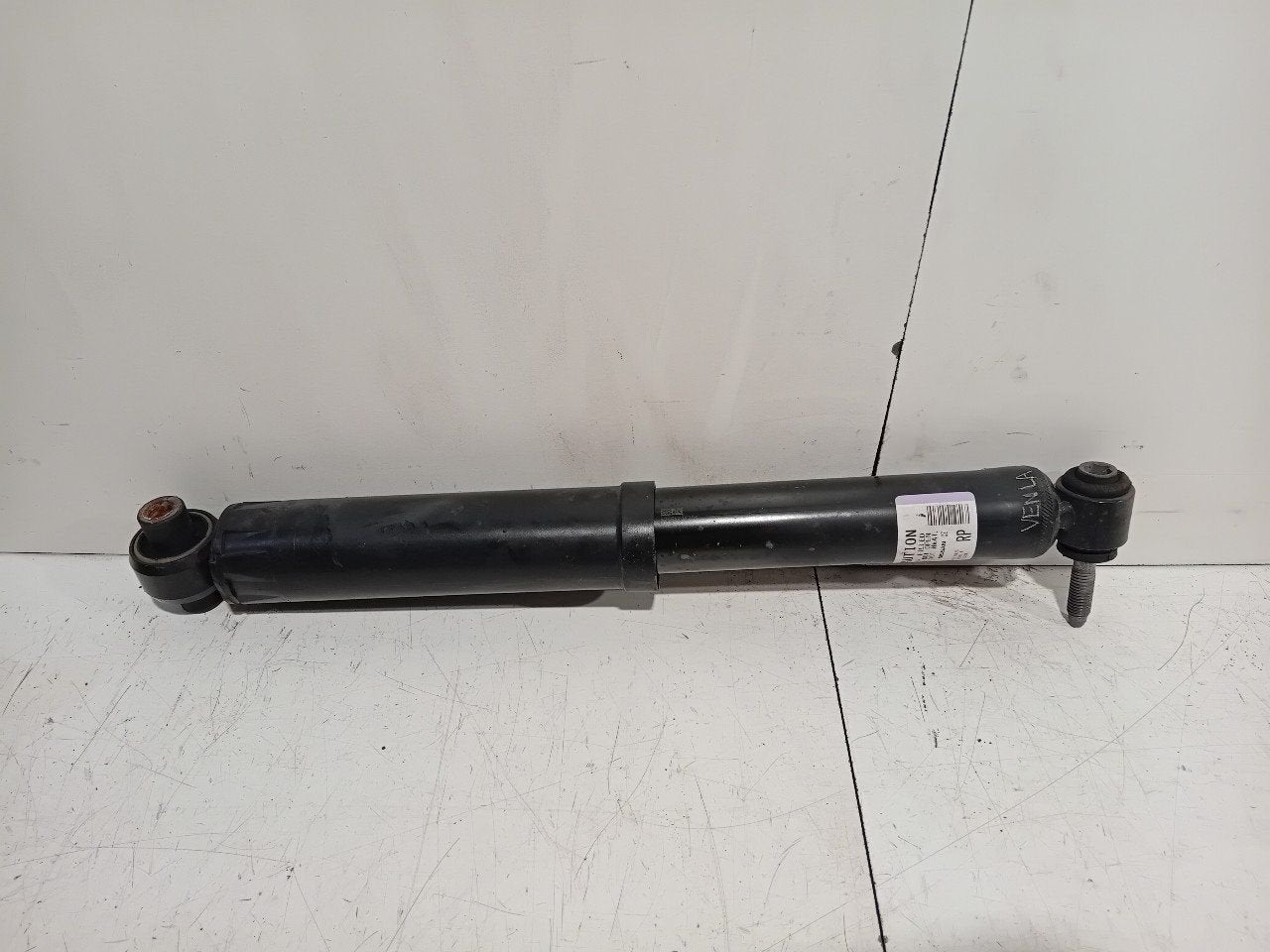 Schokbreker links achter Renault Kadjar, Onderdelen@venauto.nl, Van der Ven Autorecycling B.V., Gebruikt, Ettenseweg 76, 4706 PB Roosendaal, The Netherlands