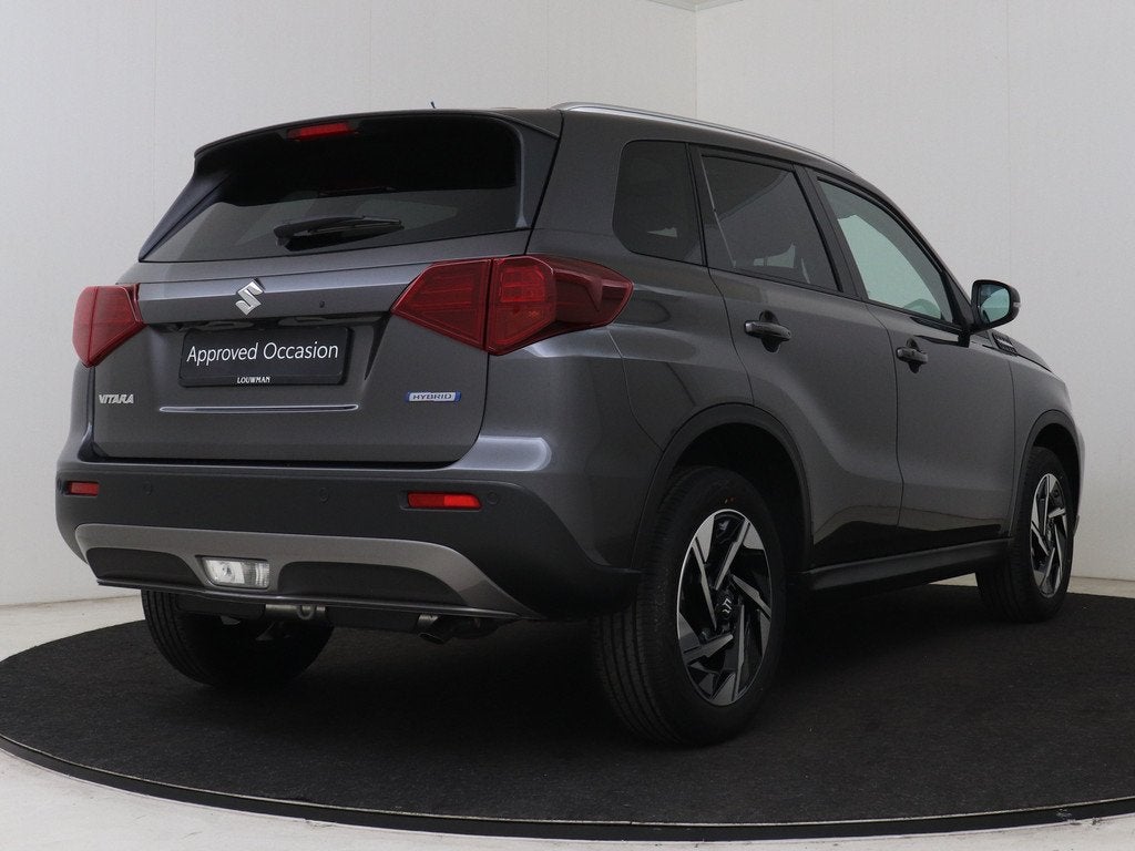 Suzuki Vitara 1.4 Boosterjet Smart Hybrid Style | Privacy Gl, Voorwielaandrijving, 12 maanden, Zwart, 4 cilinders