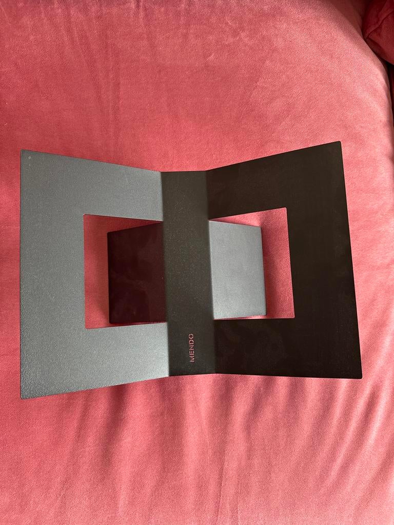 Mendo Boekenhouder - Stijlvol en Functioneel, Minder dan 50 cm, Ophalen of Verzenden, Zo goed als nieuw, Minder dan 100 cm