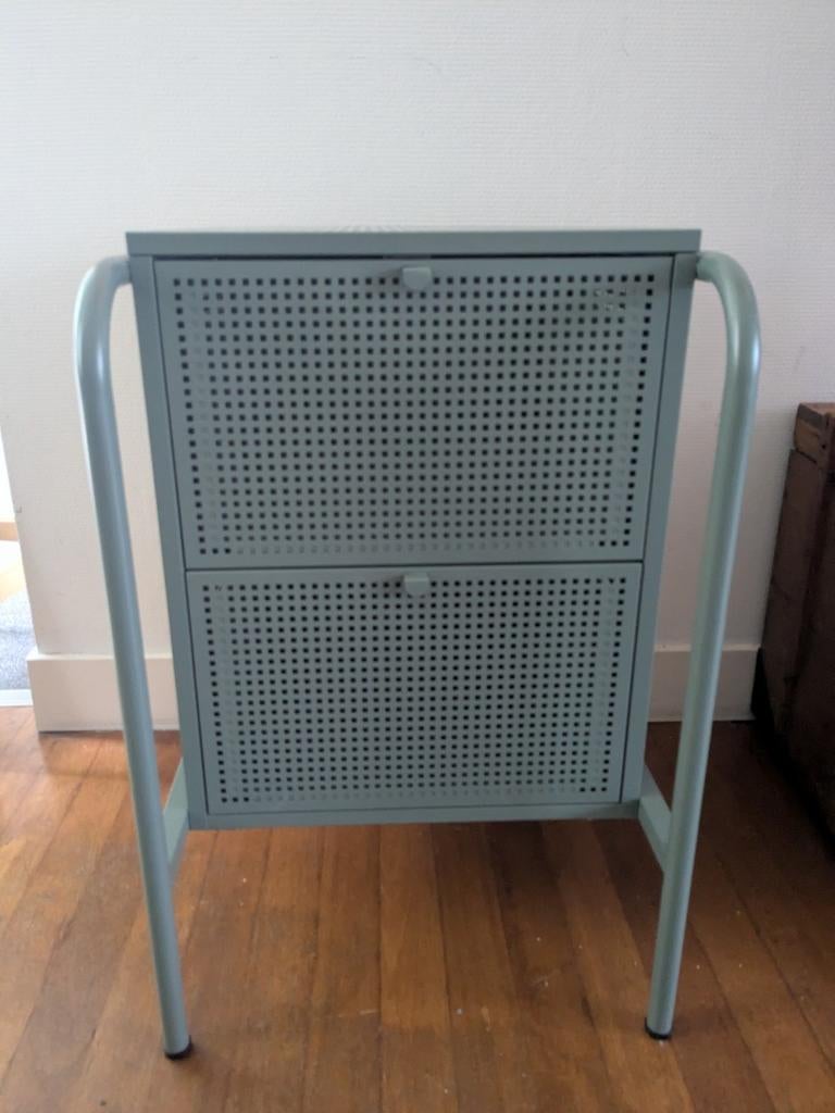 IKEA Nikkeby Nachtkastje Mintgroen met 2 Lades, Huis en Inrichting, Slaapkamer | Nachtkastjes, Ophalen, Minder dan 45 cm