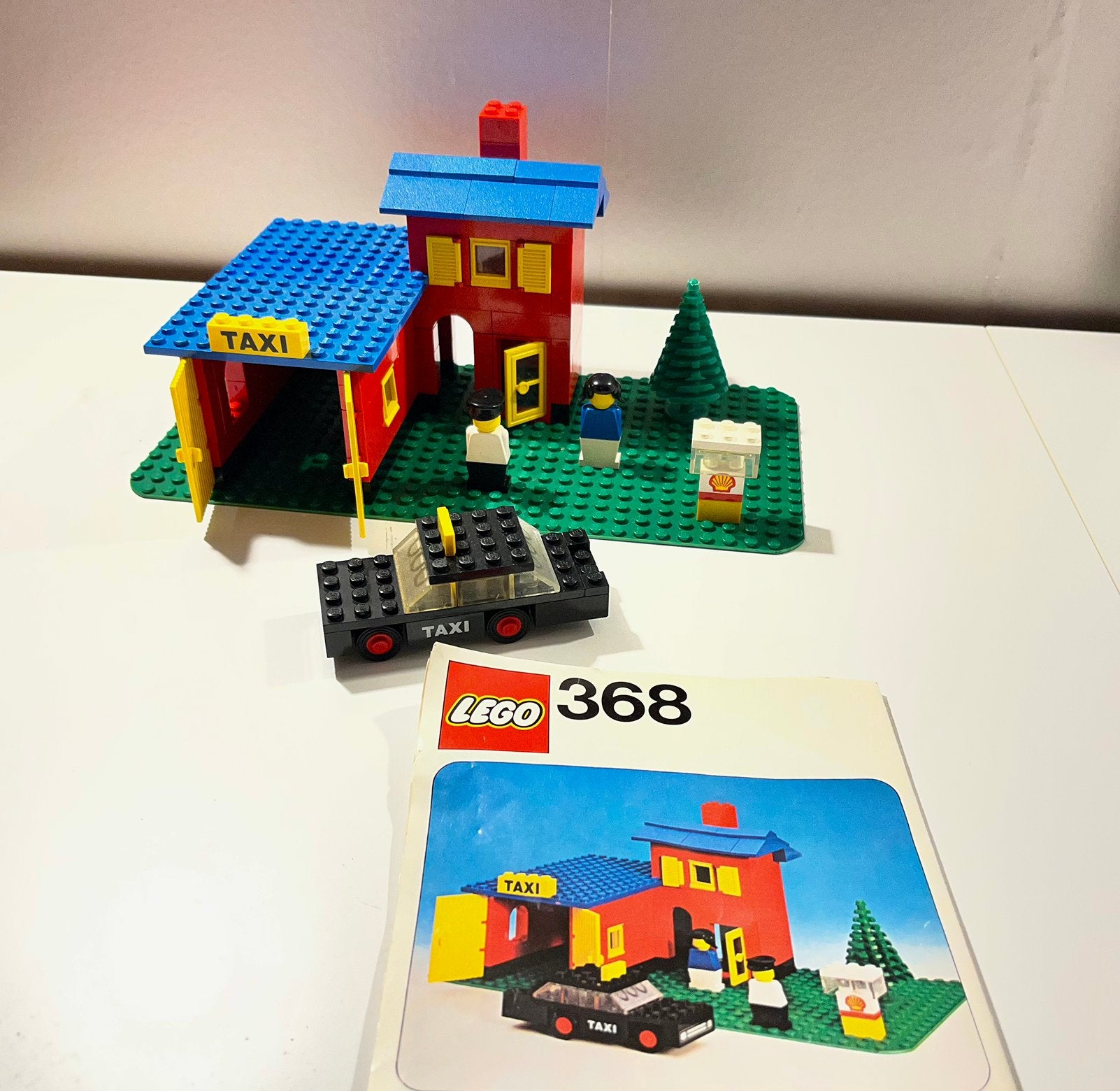 368 vintage Lego taxi station, Verzenden, Gebruikt