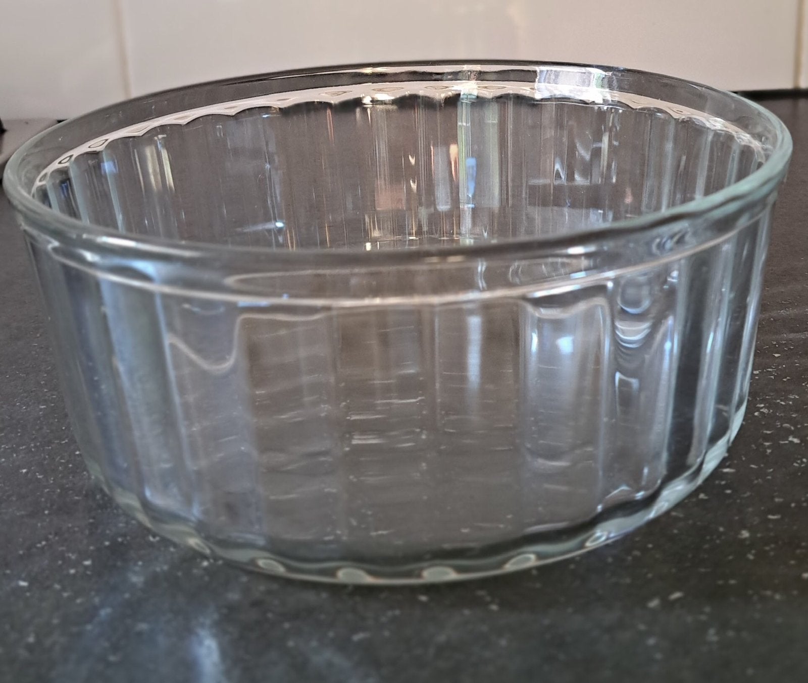 2 sterke Arcoroc France schalen, Huis en Inrichting, Ophalen, Zo goed als nieuw, Rond, Glas