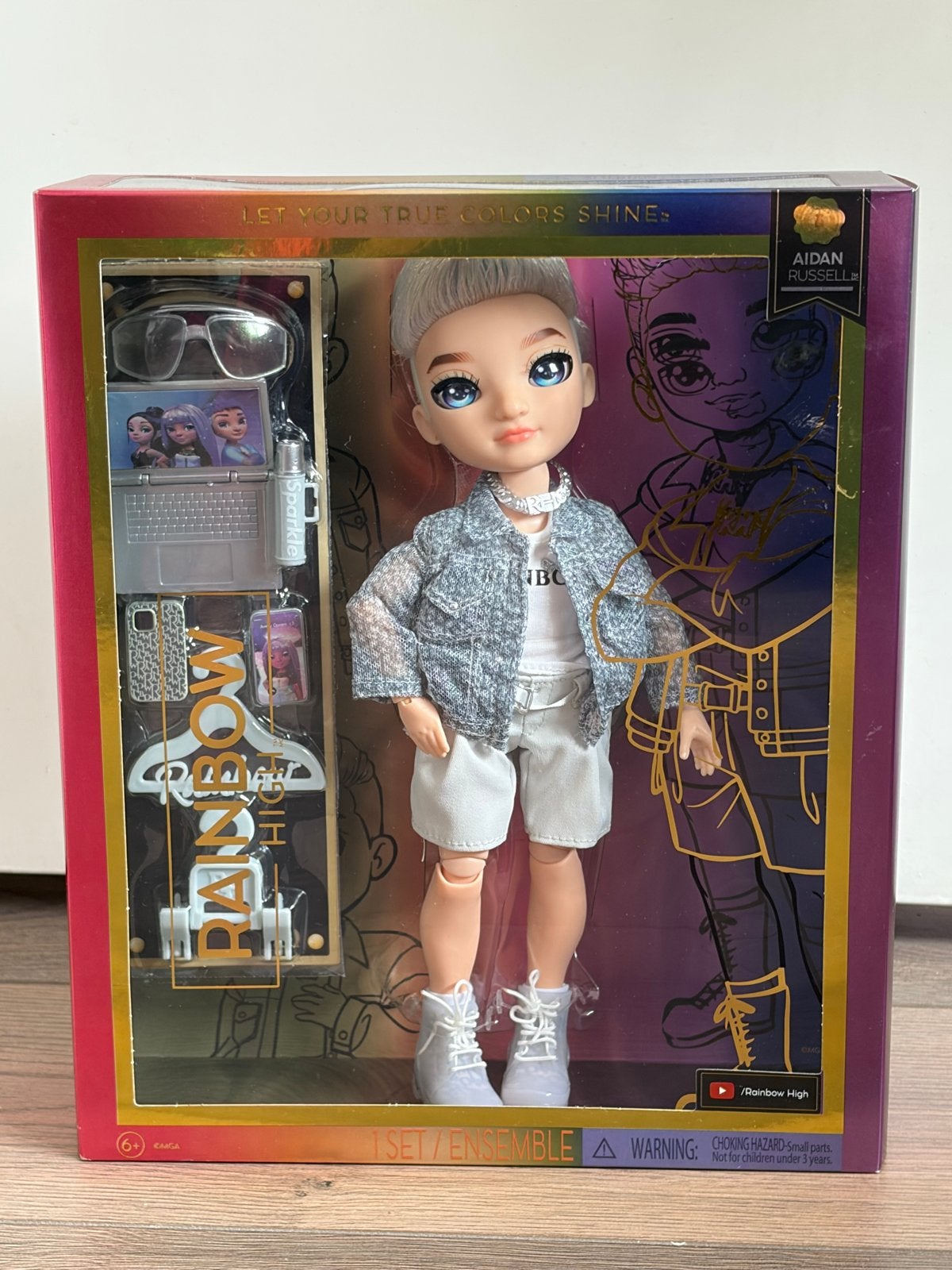 Rainbow High Aidan Russell Modepop - Nieuw in doos, Ophalen of Verzenden, Nieuw, Overige typen