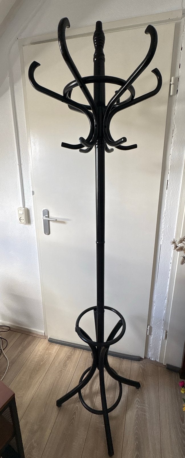 Zwarte staande kapstok, klassiek design, Huis en Inrichting, Ophalen, Gebruikt, Staande kapstok, 150 tot 200 cm