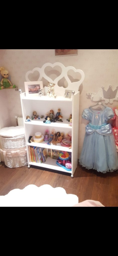 Meisjes kamer compleet. Prinses hart hout, Ophalen, Zo goed als nieuw, Eenpersoons, Prinses, hartjes