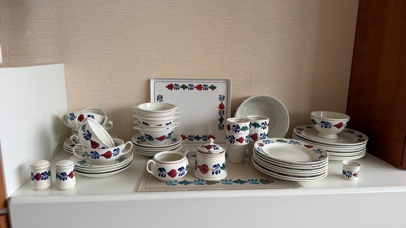 Boerenbont servies - Grote set, Huis en Inrichting, Ophalen, Gebruikt, Overige merken, Keramiek