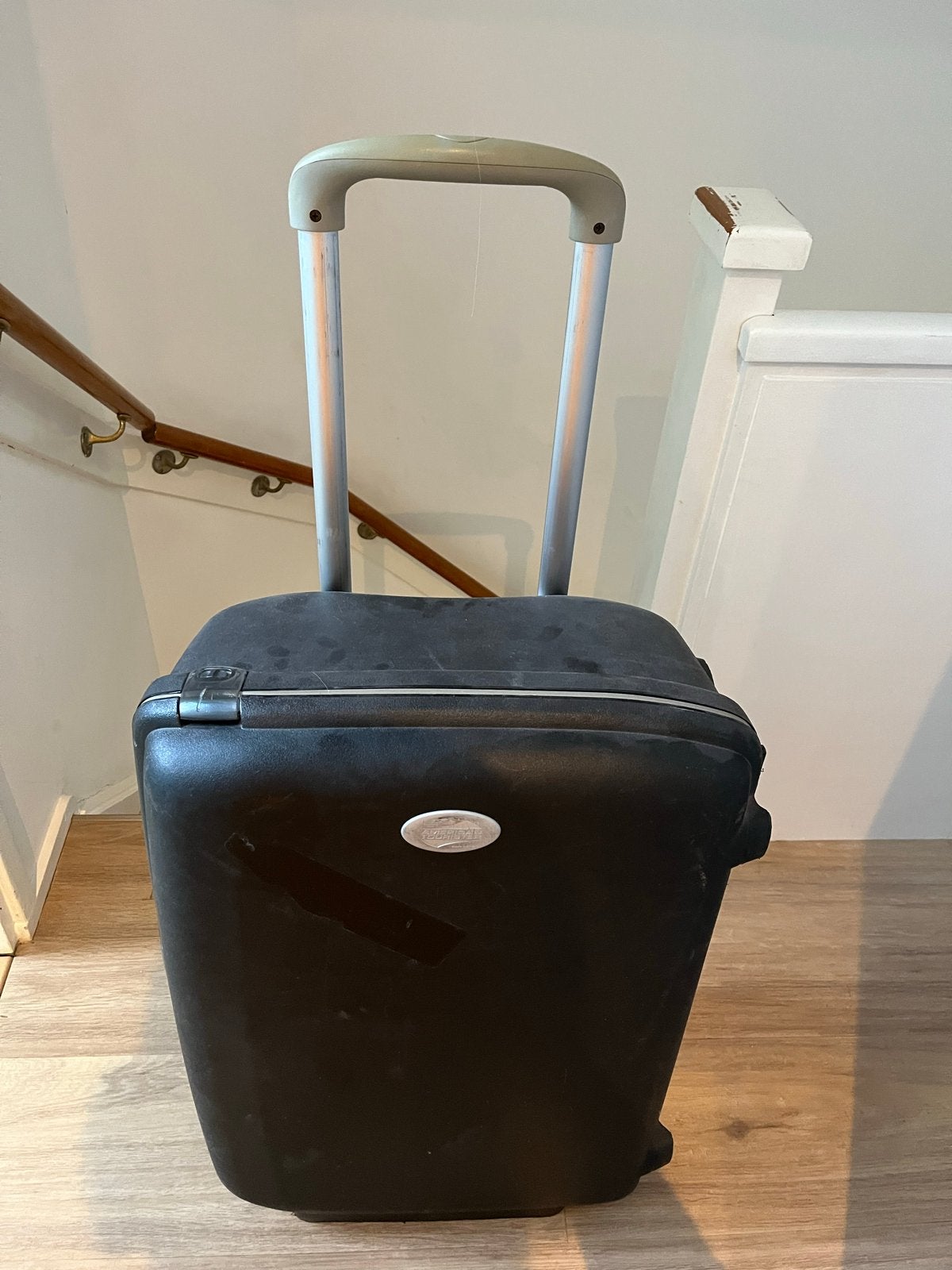American Tourister Koffer Zwart, Sieraden, Tassen en Uiterlijk, Ophalen, Gebruikt, Hard kunststof, 45 tot 55 cm