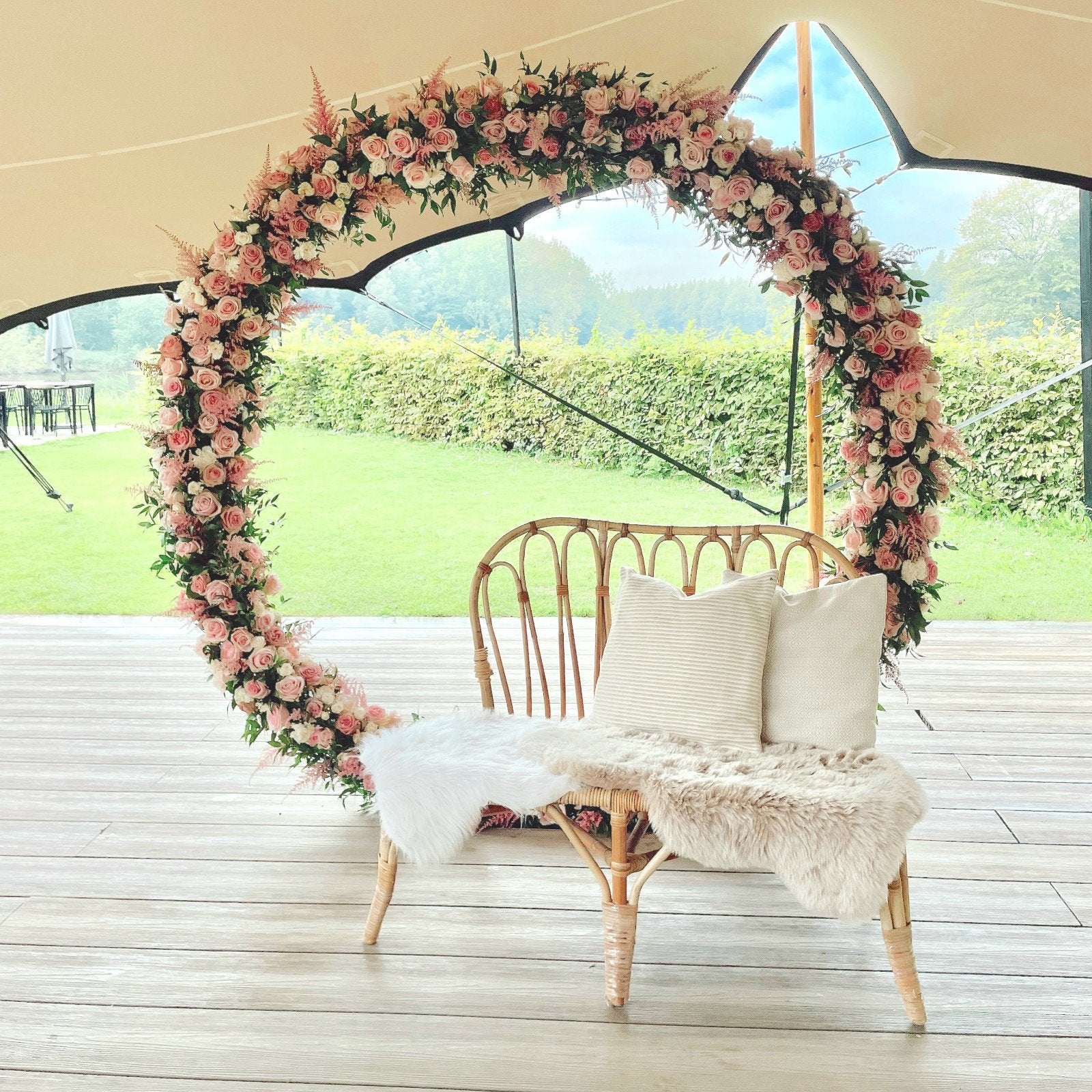Rotan bankje, Huis en Inrichting, Banken | Sofa's en Chaises Longues, Ophalen, Tweepersoons, Minder dan 150 cm