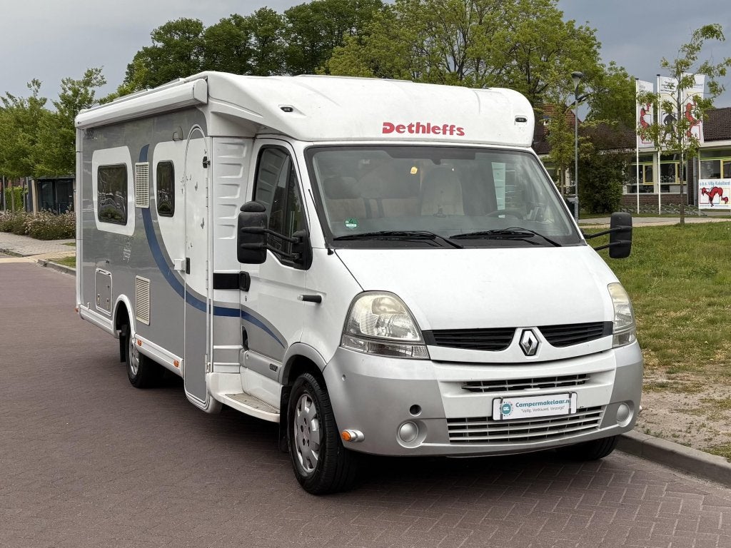 Dethleffs Esprit 7014 RT - 1e eigenaar -150pk- Lengtebedden, Caravans en Kamperen, Campers, Ringverwarming, Buitenlamp, Afzuigkap