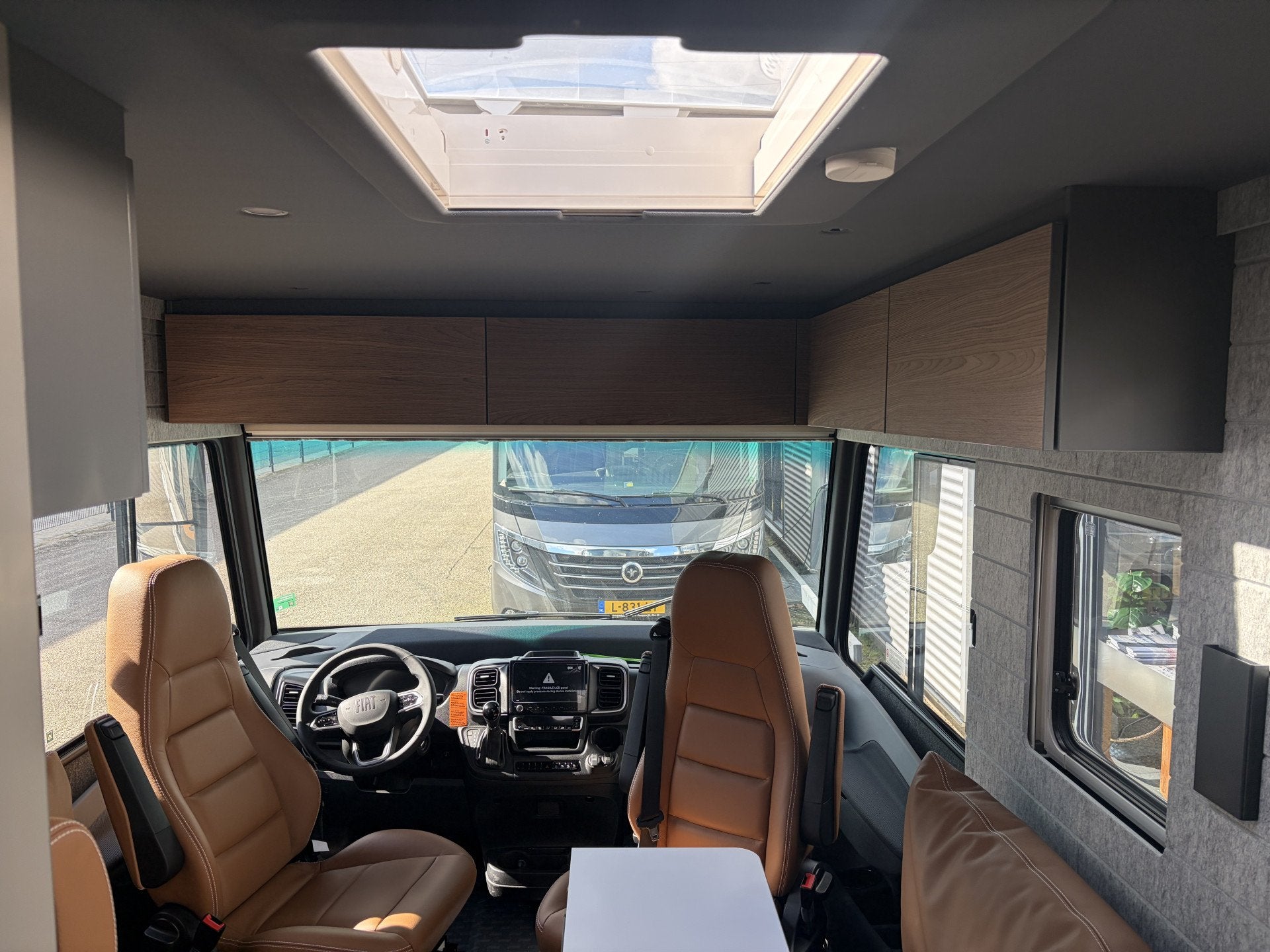Caravans And Camping Niesmann
