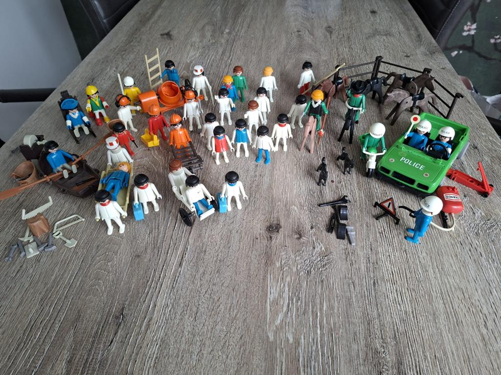 Vintage Playmobil verzameling: poppetjes, dieren en meer, Ophalen of Verzenden, Gebruikt