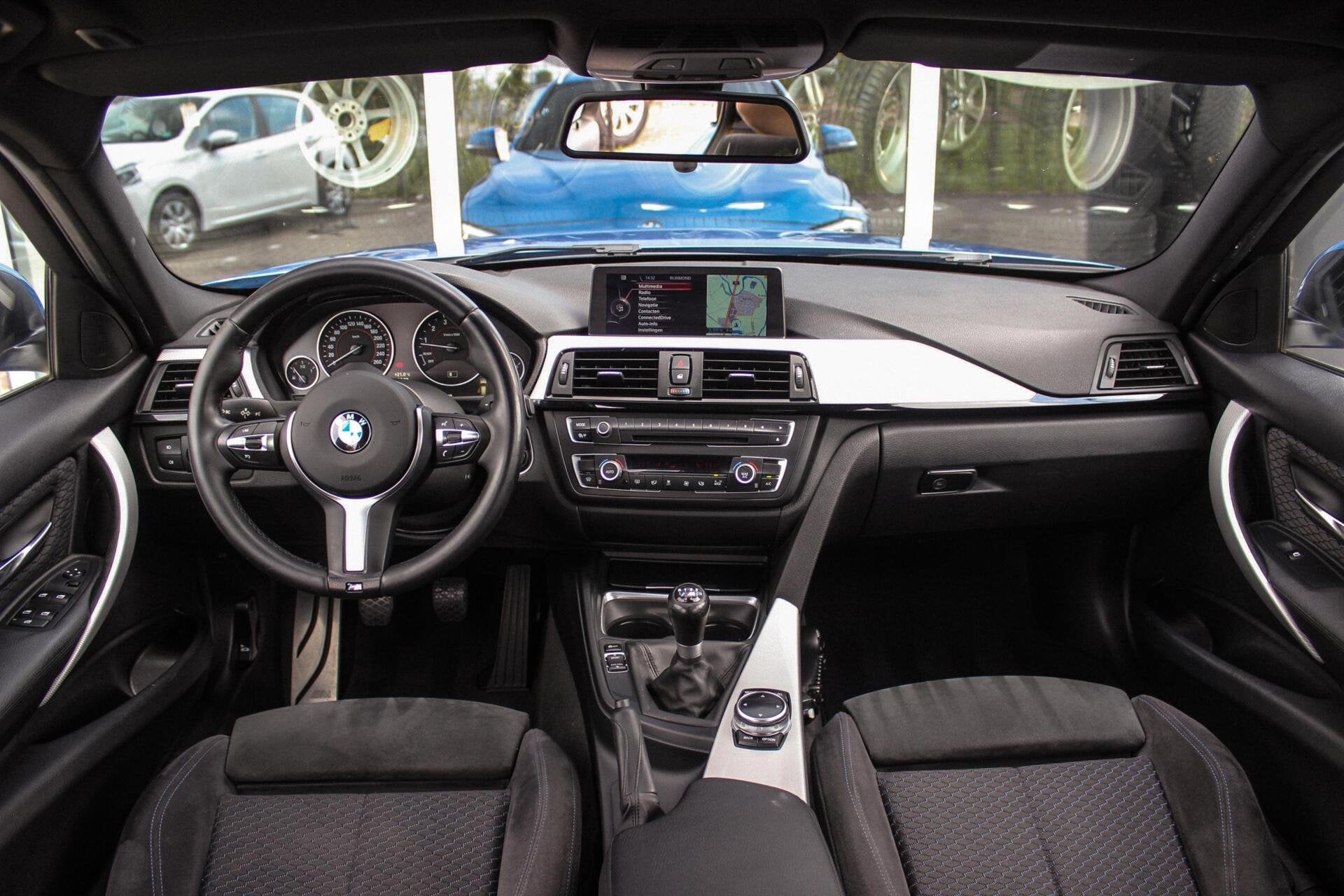 BMW 3-serie Touring 316i Limited Series M Sport | NL auto |, Auto's, BMW, Gebruikt, 4 cilinders, Blauw, Alcantara