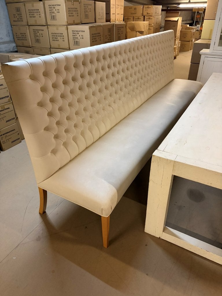 Foto 14 van Complete XL Eetkamerset: Tafel, Bank, Buffetkast & 4 Stoelen