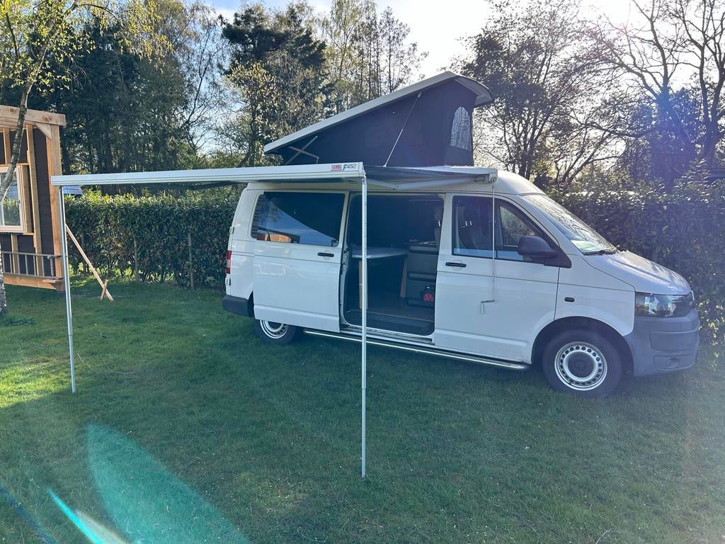 Volkswagen T5 Camperbus met hefdak en luifel met nieuwe apk, Caravans en Kamperen, Volkswagen, 7 tot 12 maanden geleden, Tot en met 3