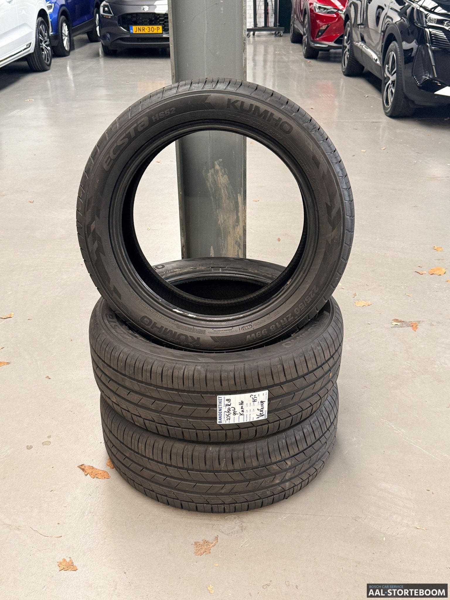 3x Kumho 225/50 R18 99W ECSTA HS52 zomerband, Ophalen, 18 inch, Gebruikt, -