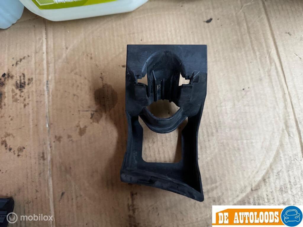 Koplampsproeier Geleider Bumper rechtsvoor Tiguan 5N807942A, Gebruikt, Volkswagen, Ophalen of Verzenden, Volkswagen