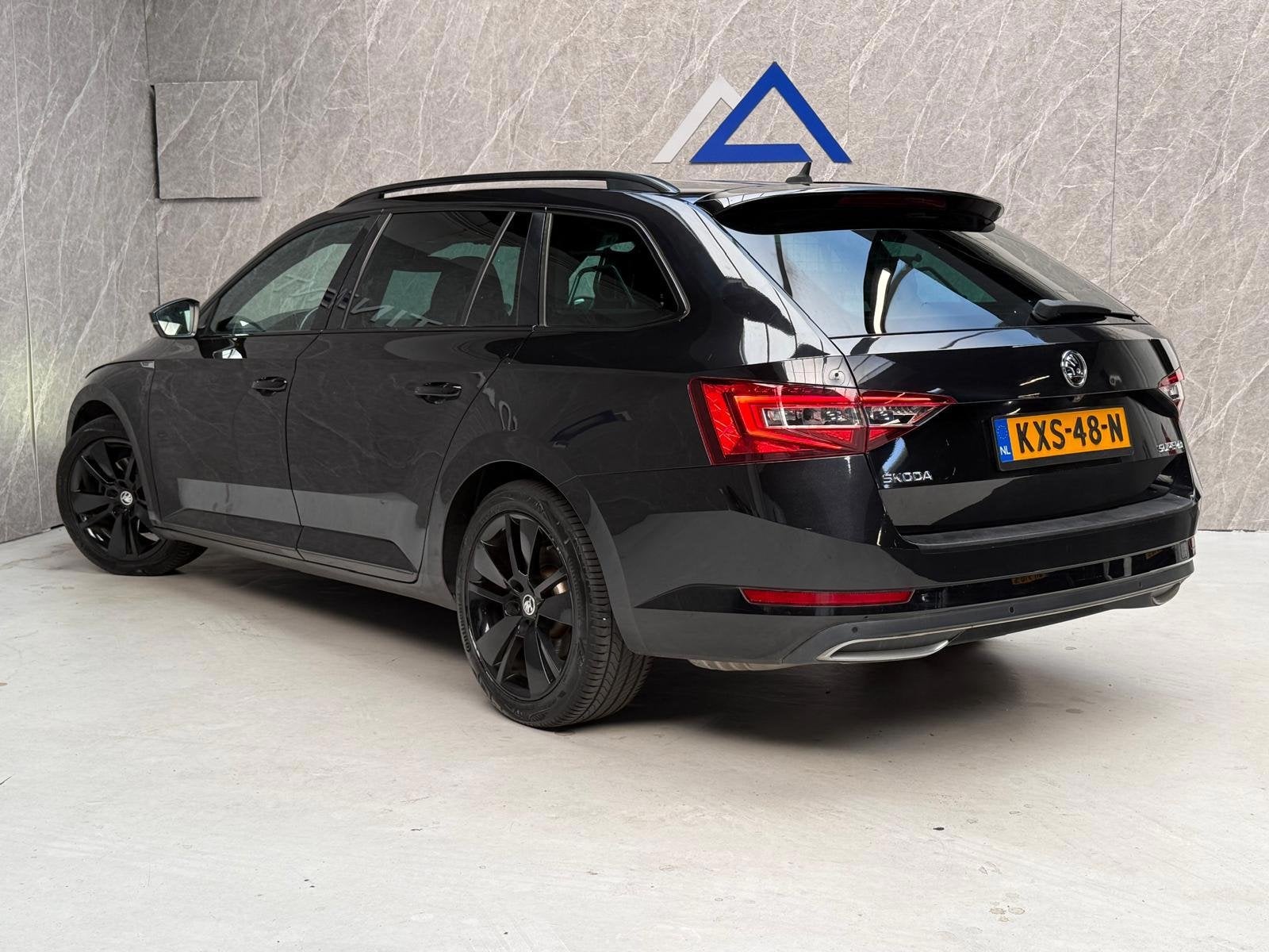 Skoda Superb Combi 1.5 TSI ACT / AUT / APK 2028 / ACC, Auto's, 730 kg, 4 cilinders, 150 pk, Alcantara