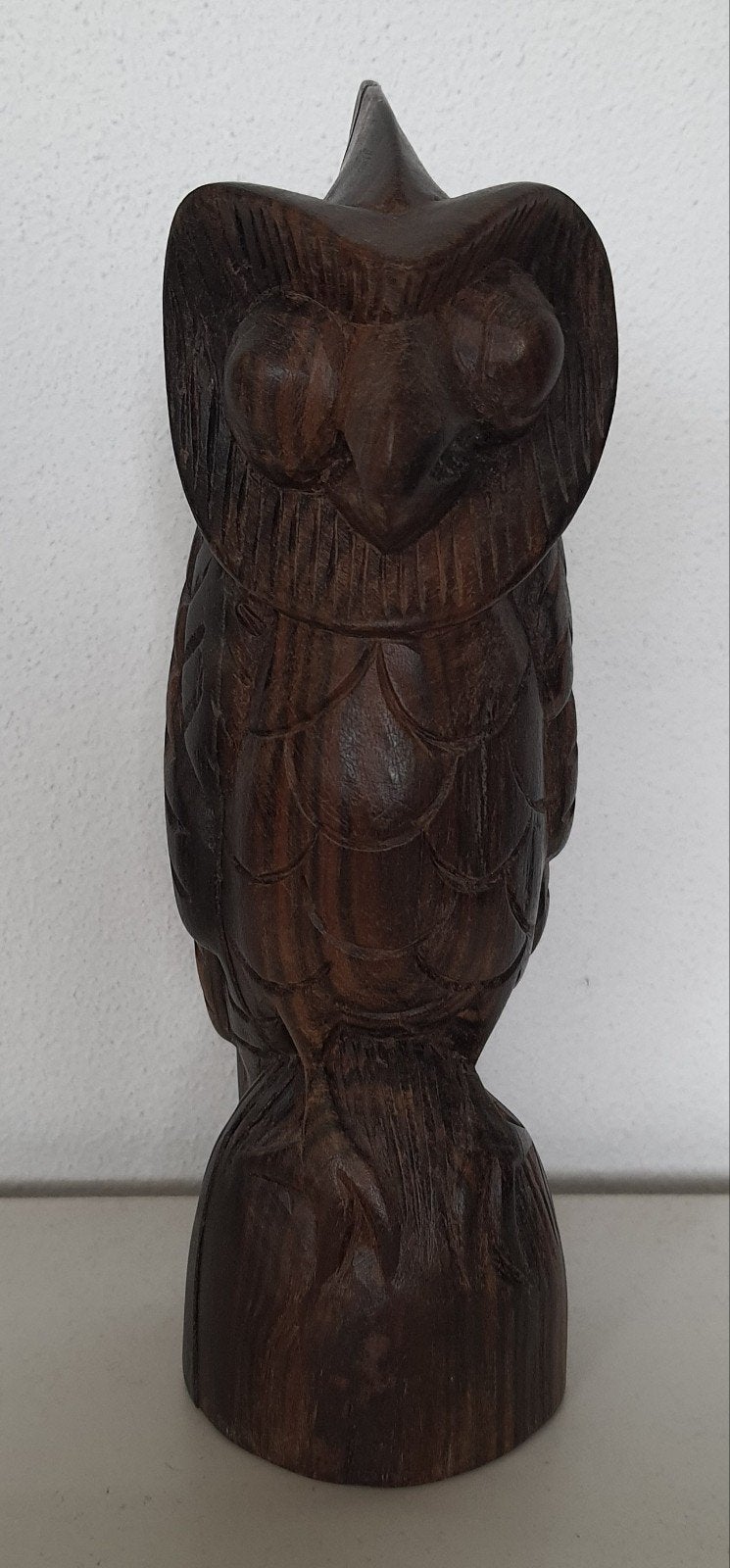 Handgesneden houten uil sculptuur, Ophalen of Verzenden, Handgemaakt, 20 - 50 cm, Beeld