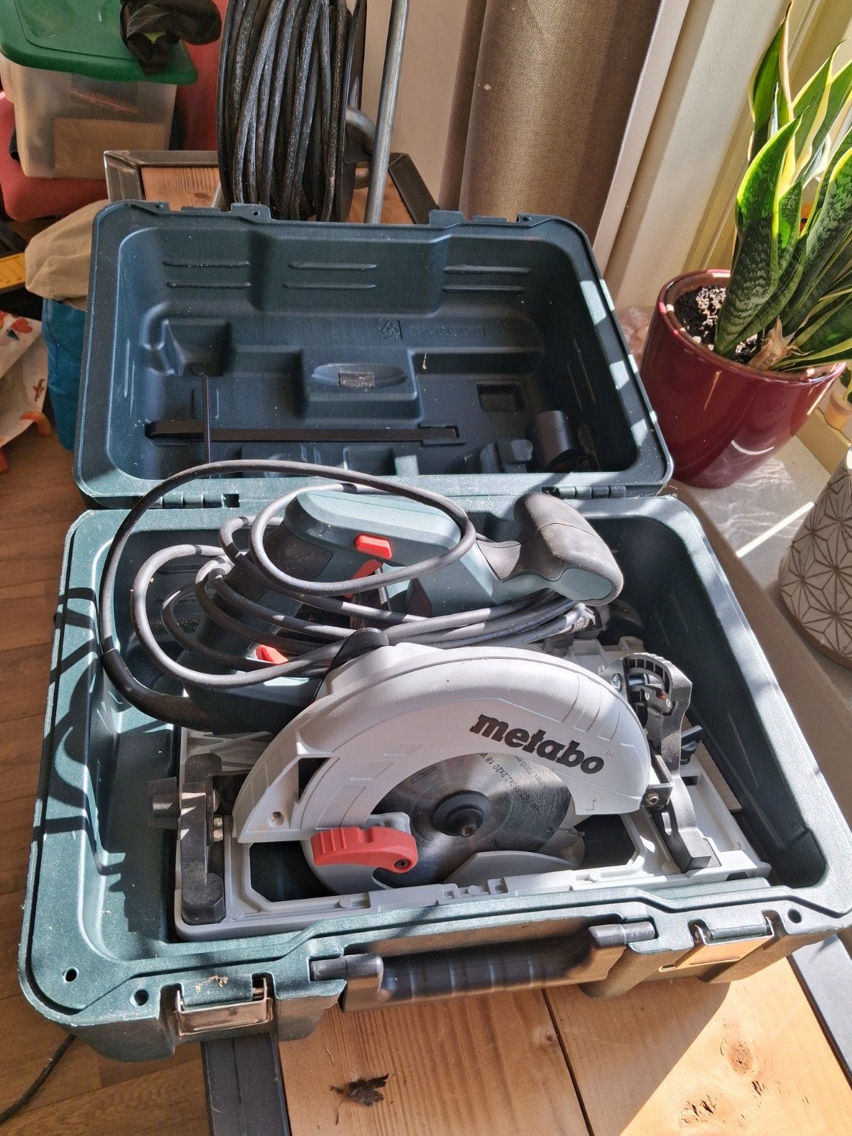 Zaagmachine metabo, Doe-het-zelf en Verbouw, Cirkelzaag, Ophalen of Verzenden, Zo goed als nieuw, 30 tot 70 mm