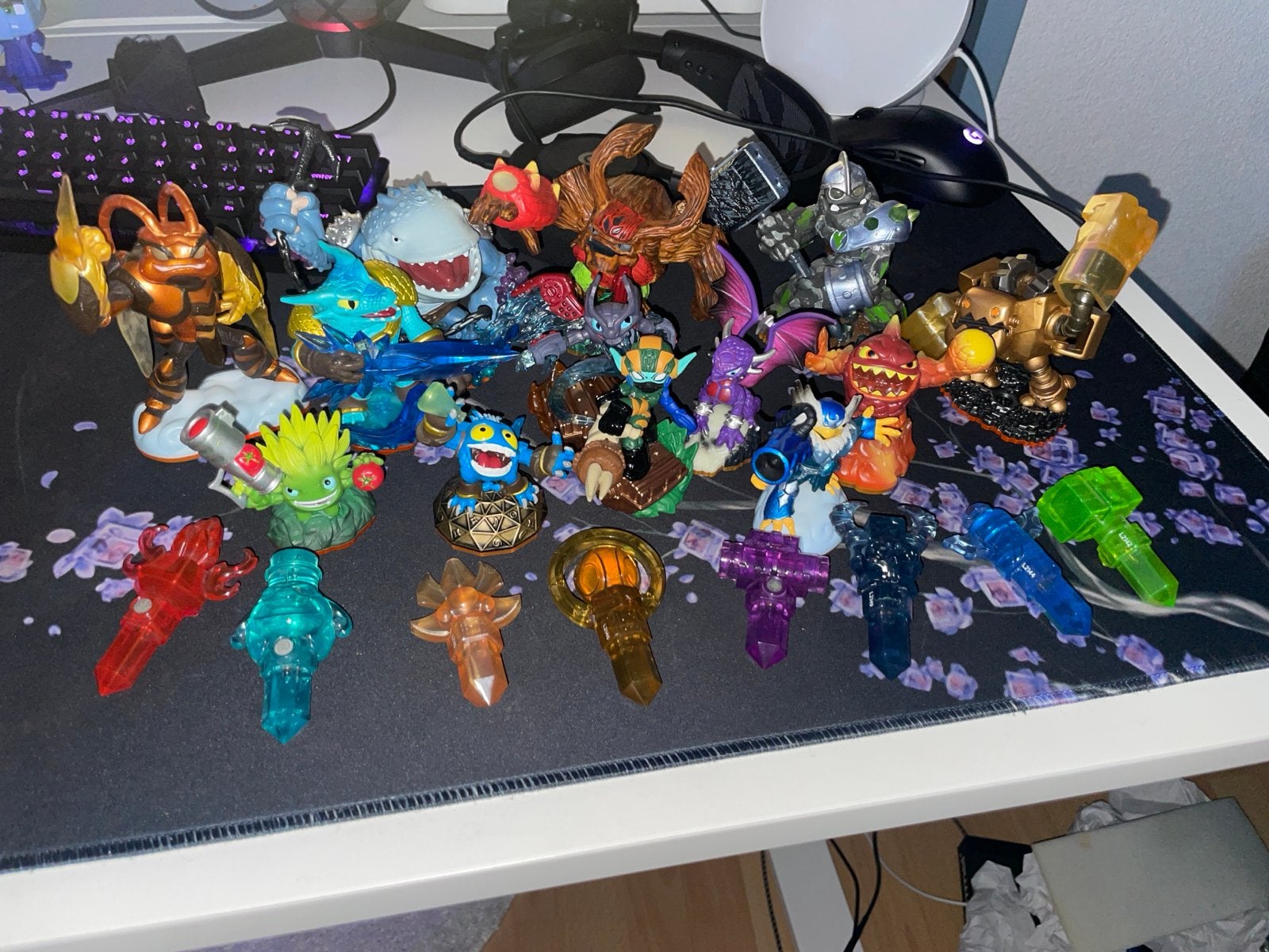Grote collectie Skylanders figuren en kristallen, Ophalen, Zo goed als nieuw, Jongen of Meisje