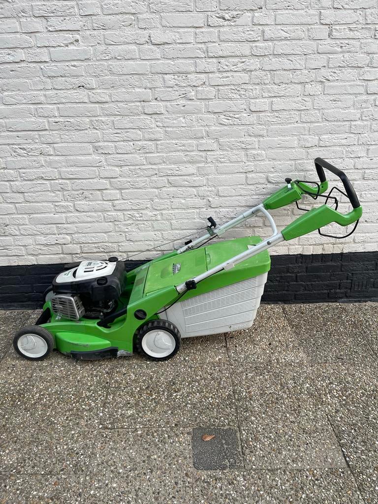 Viking benzine grasmaaier MB 655.1 V, Tuin en Terras, Grasmaaiers, Ophalen, Cirkelmaaier, Gebruikt, Opvangbak